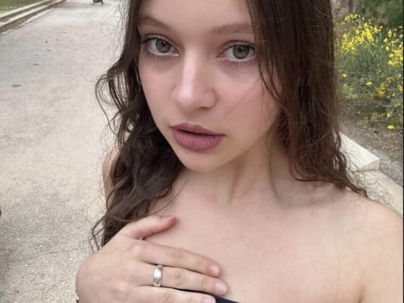 Lola domina Cherche Money Slave pour achat de photo et vidéo